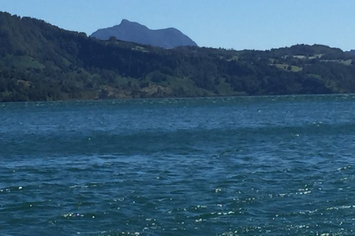 Lelikelen-ko: Paseando en el lago Maihue